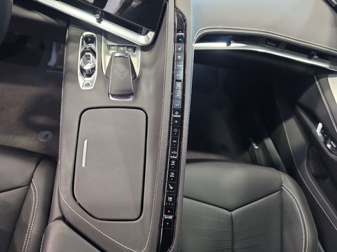 Used 2020 Chevrolet Corvette Stingray Preferred Cpe w/ 2LT Preferred Equipment Group RWD image 30
