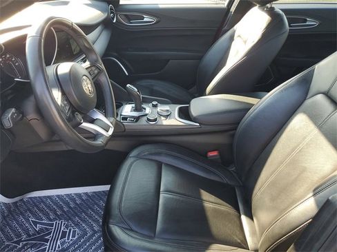 Used 2023 Alfa Romeo Giulia Ti image 20