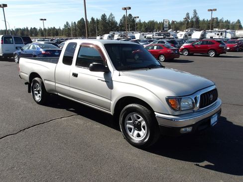 Used 2001 Toyota Tacoma 2WD Xtracab image 7