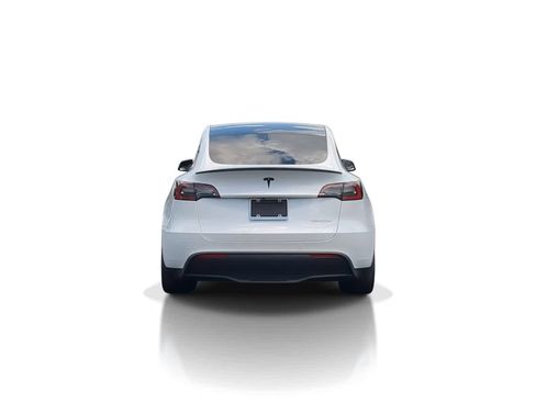 Used 2021 Tesla Model Y Performance image 7