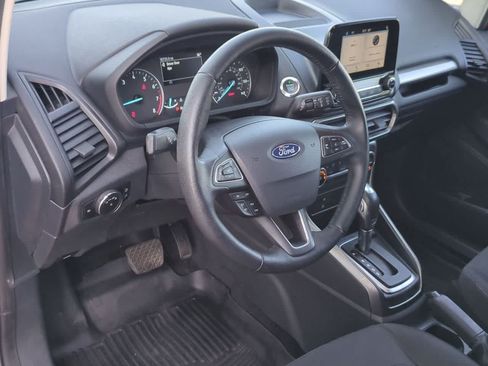 Used 2018 Ford EcoSport SE FWD image 2