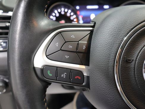 Used 2020 Jeep Compass Limited w/ Rear Convenience Group AWD/4WD image 38