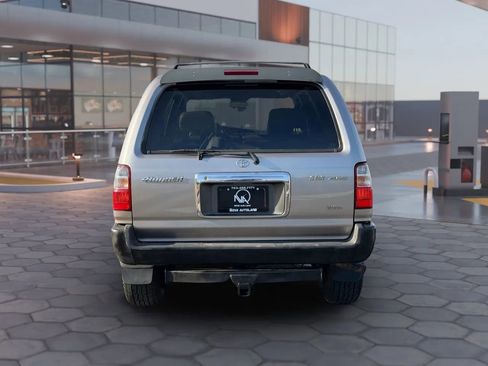 Used 2002 Toyota 4Runner SR5 image 7