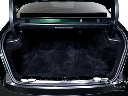 Used 2024 Rolls-Royce Spectre w/ Spectre Launch Package image 20