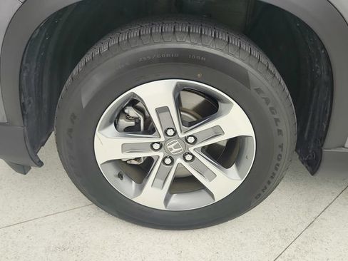 Used 2025 Honda Pilot EX-L image 29