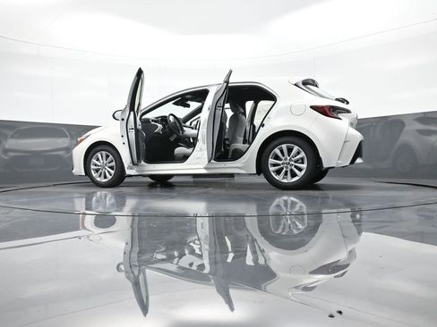 New 2025 Toyota Corolla SE image 48