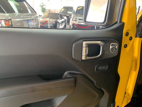 Used 2021 Jeep Wrangler Unlimited Sport image 21