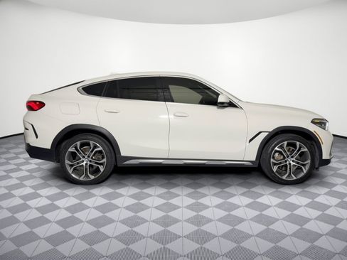 Used 2020 BMW X6 sDrive40i w/ Premium Package RWD image 8