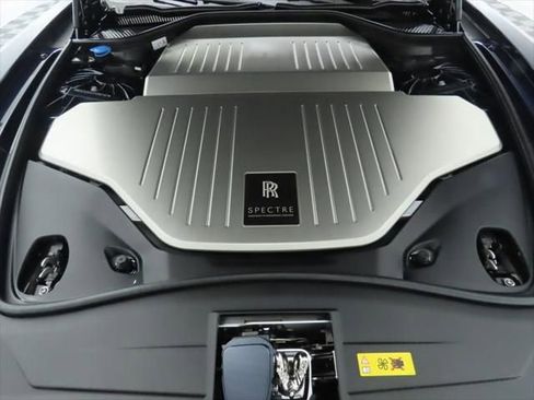 New 2026 Rolls-Royce Spectre image 28