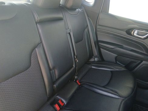 Used 2023 Jeep Compass Altitude w/ Convenience Group image 17