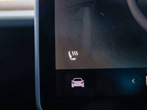 Used 2020 Tesla Model 3 Standard Range Plus image 26