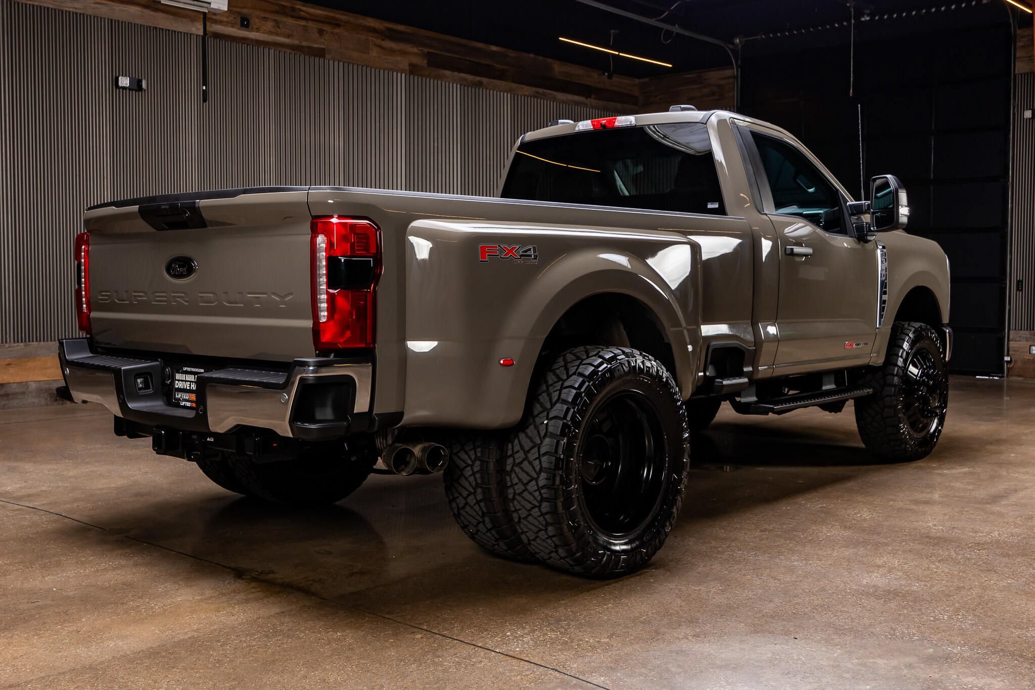 Used 2026 Ford F350 XLT w/ 360-Degree Camera Package AWD/4WD image 9