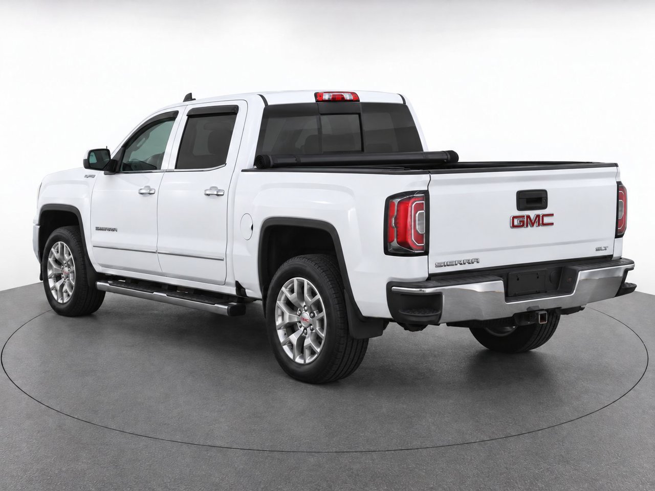 Used 2018 GMC Sierra 1500 SLT w/ SLT Premium Package AWD/4WD image 3