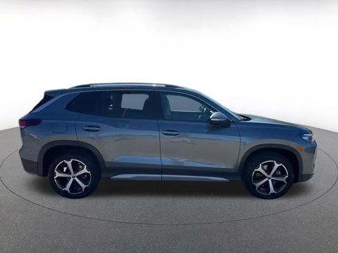 Used 2026 Volkswagen Tiguan SE AWD/4WD image 15