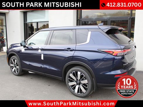 New 2026 Mitsubishi Outlander SE image 6