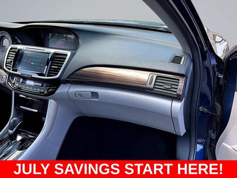 Used 2017 Honda Accord EX-L image 29