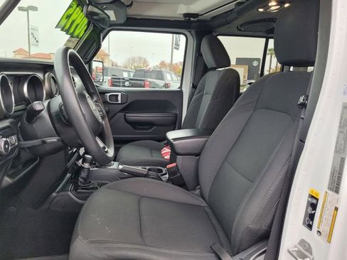 Used 2021 Jeep Wrangler Unlimited Willys image 12