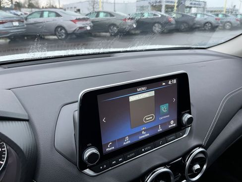 Used 2025 Nissan Sentra SV image 17