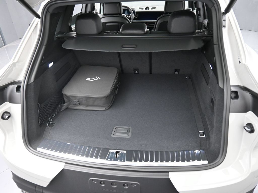 Certified 2026 Porsche Cayenne E-Hybrid AWD/4WD image 34