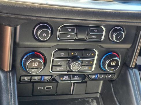 Used 2021 Chevrolet Tahoe High Country AWD/4WD image 20