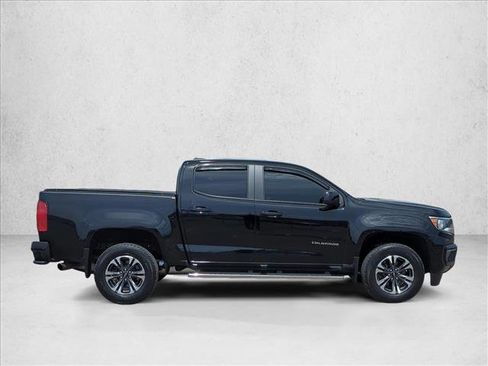 Used 2021 Chevrolet Colorado Z71 w/ Safety Package AWD/4WD image 4