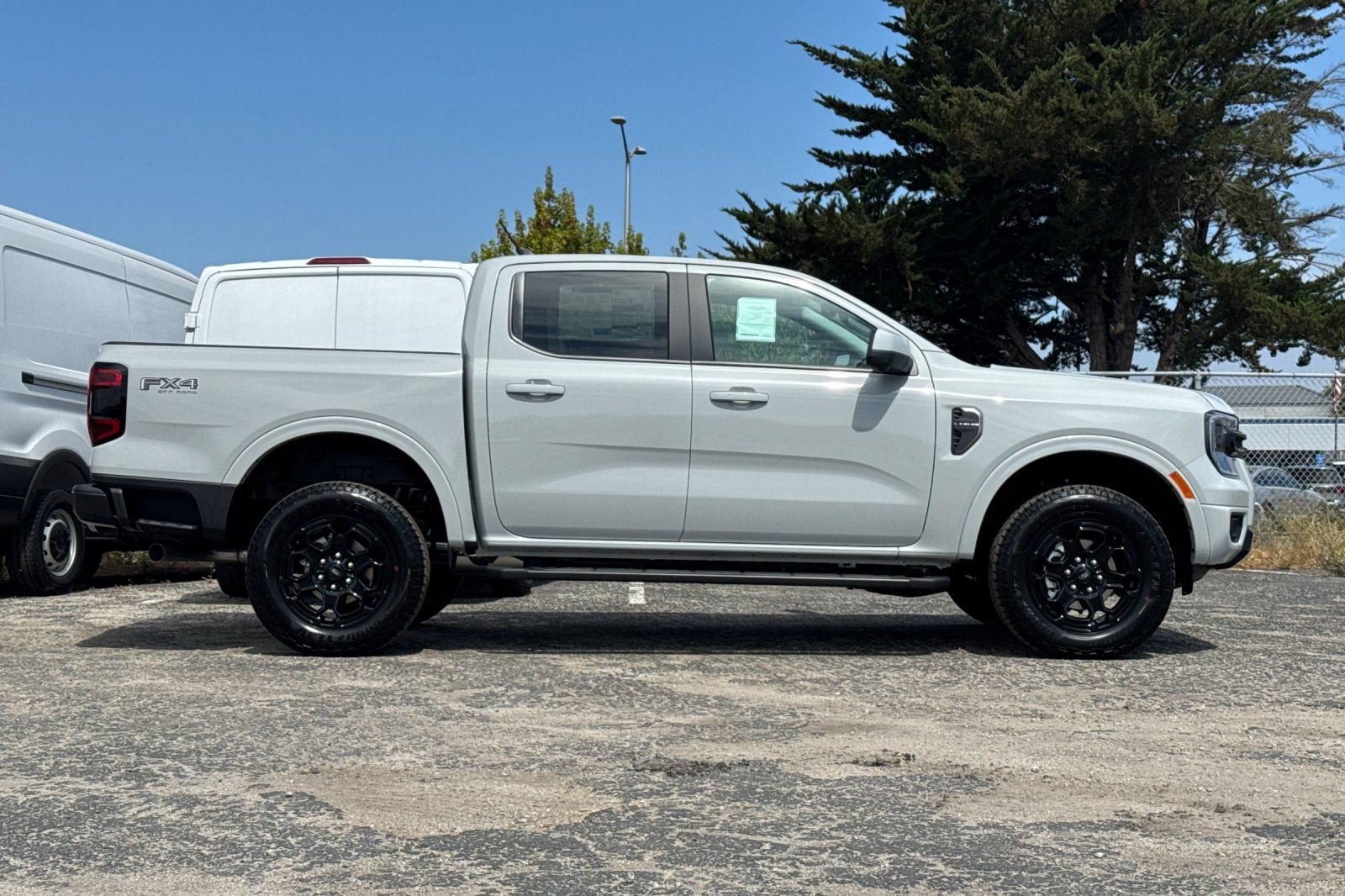 New 2026 Ford Ranger Lariat w/ FX4 Off-Road Package AWD/4WD image 2