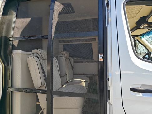 Used 2020 Mercedes-Benz Sprinter 3500 w/ Windows All Around Package image 18