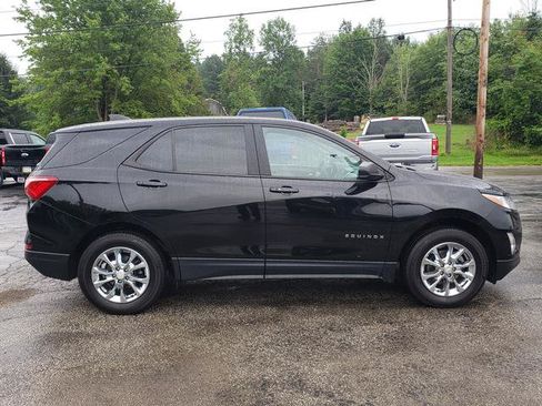 Used 2020 Chevrolet Equinox LS w/ LS Convenience Package AWD/4WD image 8