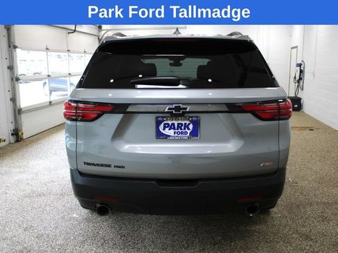 Used 2023 Chevrolet Traverse RS AWD/4WD image 4
