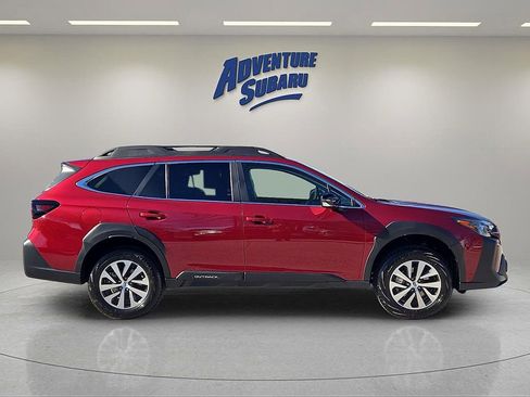 Certified 2025 Subaru Outback Premium image 7