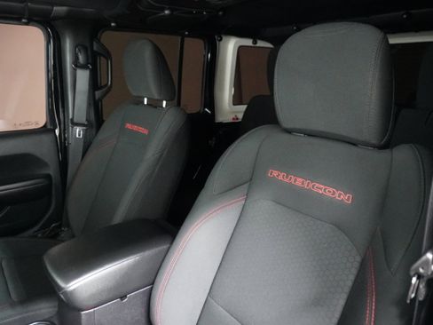 Used 2018 Jeep Wrangler Unlimited Rubicon image 9