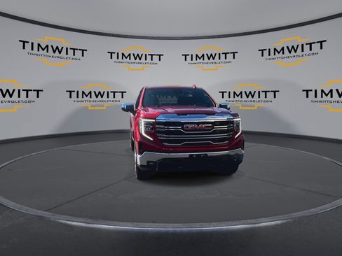 Used 2024 GMC Sierra 1500 SLT image 4