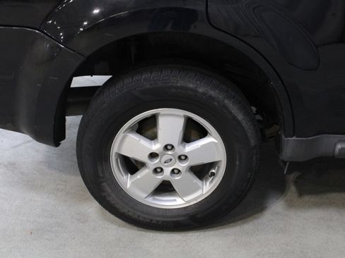 Used 2010 Ford Escape XLT AWD/4WD image 24