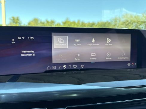 New 2026 Cadillac Escalade Platinum Sport w/ LPO, ONYX Package image 24