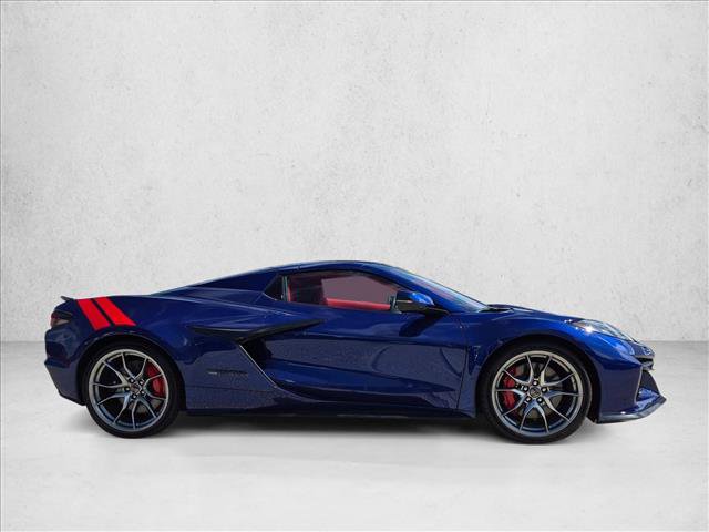 Used 2027 Chevrolet Corvette Grand Sport RWD image 4