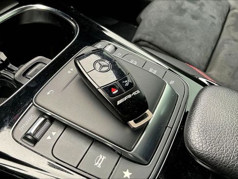 Used 2021 Mercedes-Benz CLA 35 AMG 4MATIC image 33