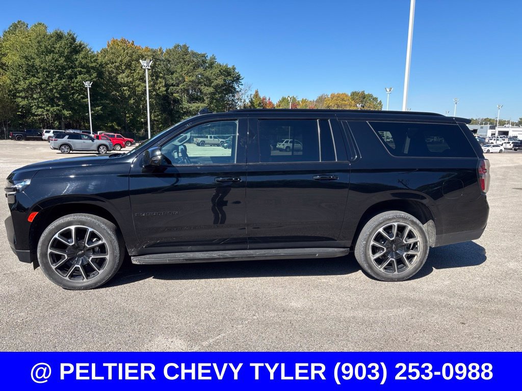 Used 2024 Chevrolet Suburban RST w/ Luxury Package AWD/4WD image 4