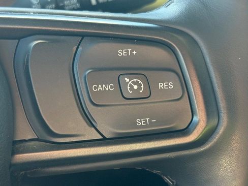 Used 2020 Jeep Wrangler Unlimited Sport image 19