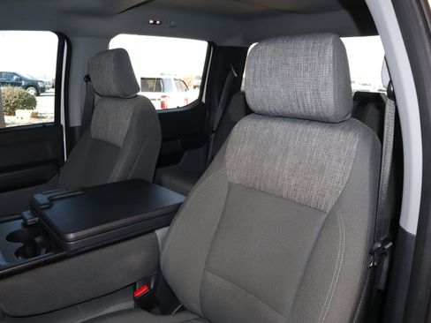 Used 2023 Ford F150 XLT image 33