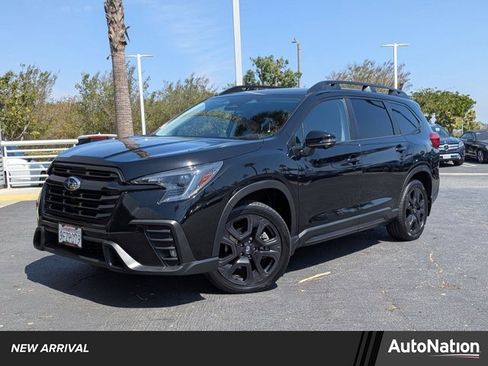 Used 2023 Subaru Ascent Onyx Edition Limited image 1