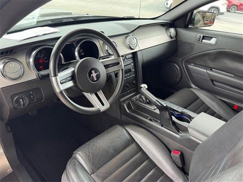 Used 2009 Ford Mustang GT Premium image 11