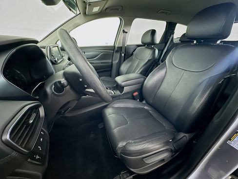 Used 2019 Hyundai Santa Fe SE FWD image 13