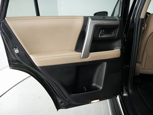 Used 2019 Toyota 4Runner Limited image 39