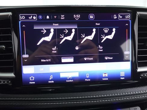 New 2027 Chrysler Pacifica Select FWD image 16