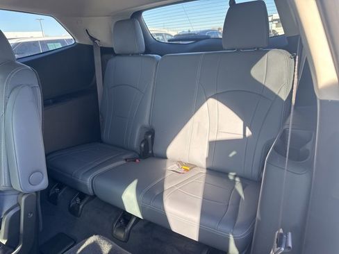 Used 2021 Buick Enclave Premium w/ Sun and Sites Package image 24