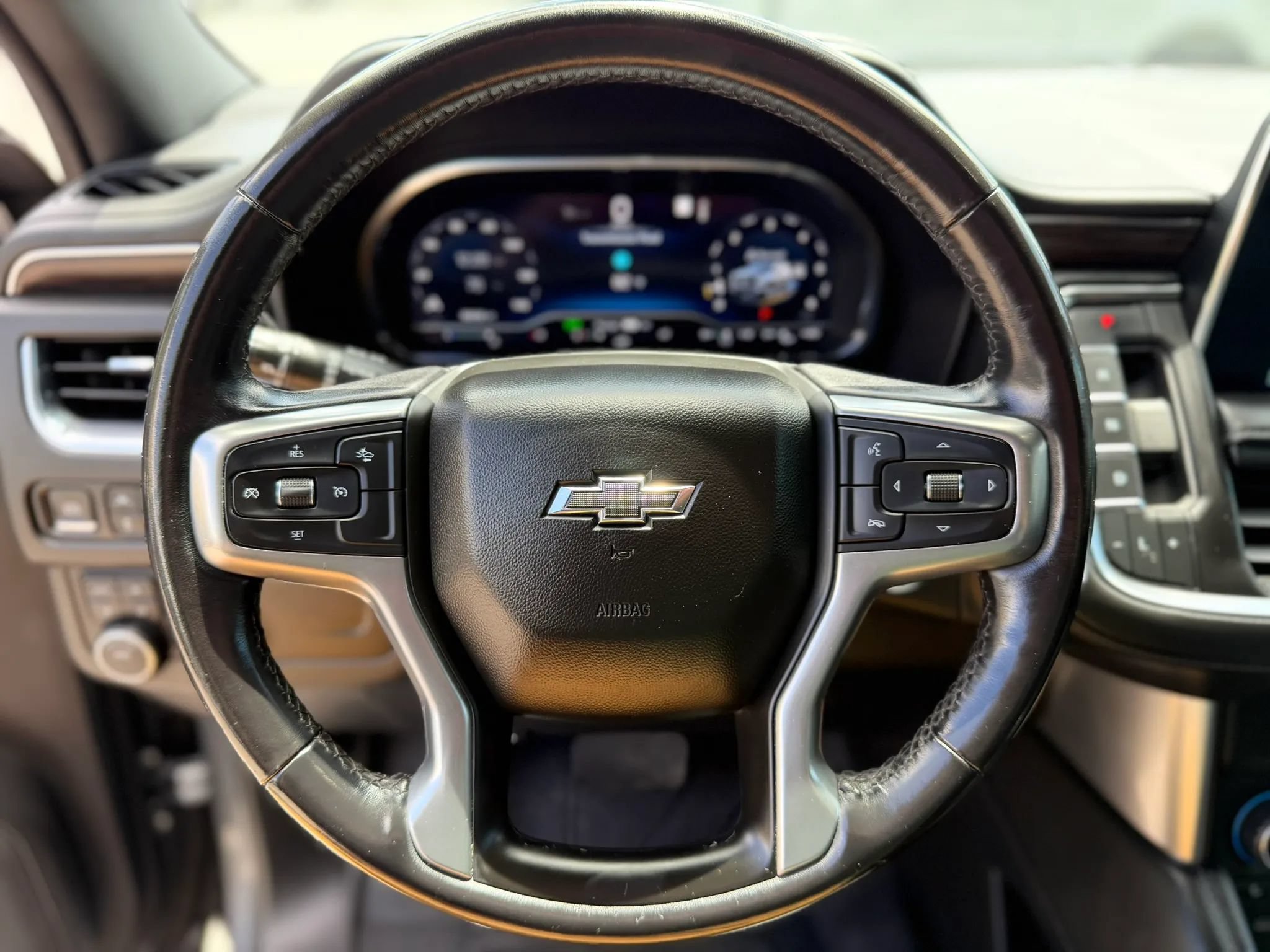 Used 2022 Chevrolet Tahoe Z71 AWD/4WD image 37