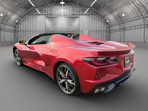 Used 2021 Chevrolet Corvette Stingray Premium Conv w/ Z51 Performance Package RWD image 6