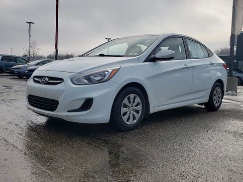 Used 2016 Hyundai Accent SE w/ Option Group 02 image 8