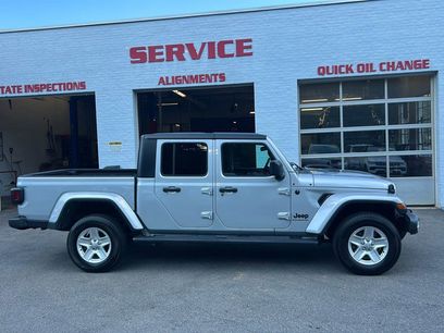 Used 2023 Jeep Gladiator Sport