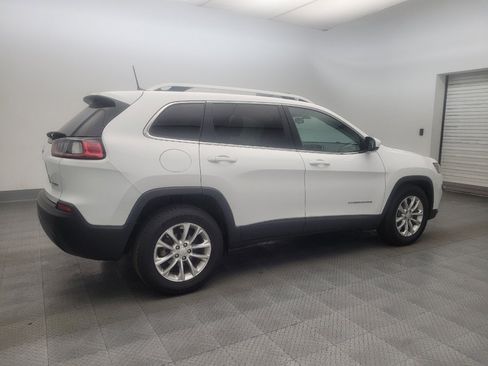 Used 2019 Jeep Cherokee Latitude w/ Popular Appearance Group image 10